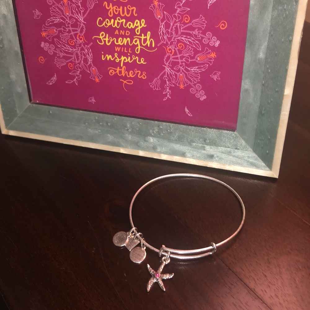 Alex & Ani Starfish/Breast Cancer charit. giving